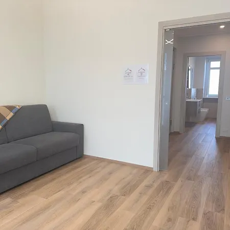5' From Centre, Total Comfort In The Heart Of Apartment Alba (Piedmont)